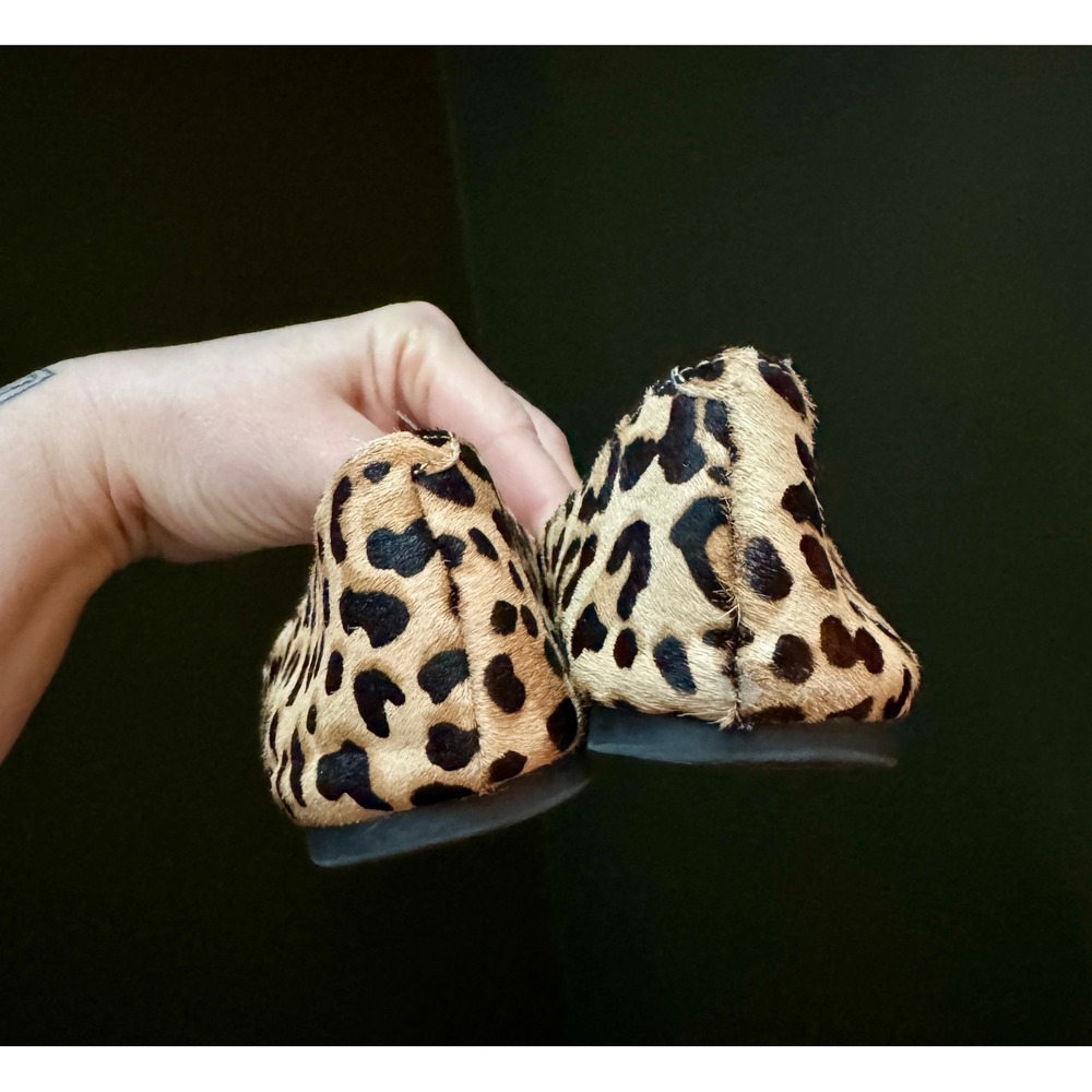 Steve Madden Leopard Print Cow Hair Pointed Toe Flats Women's Size 7M - Picture 4 of 7